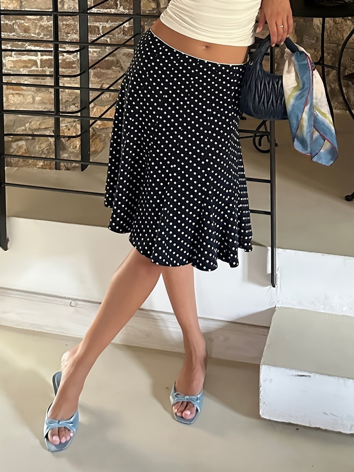 Polka Dot Suknja s Volanima